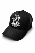 Schwarze Cap mit gesticktem Smile Everyday Motiv
