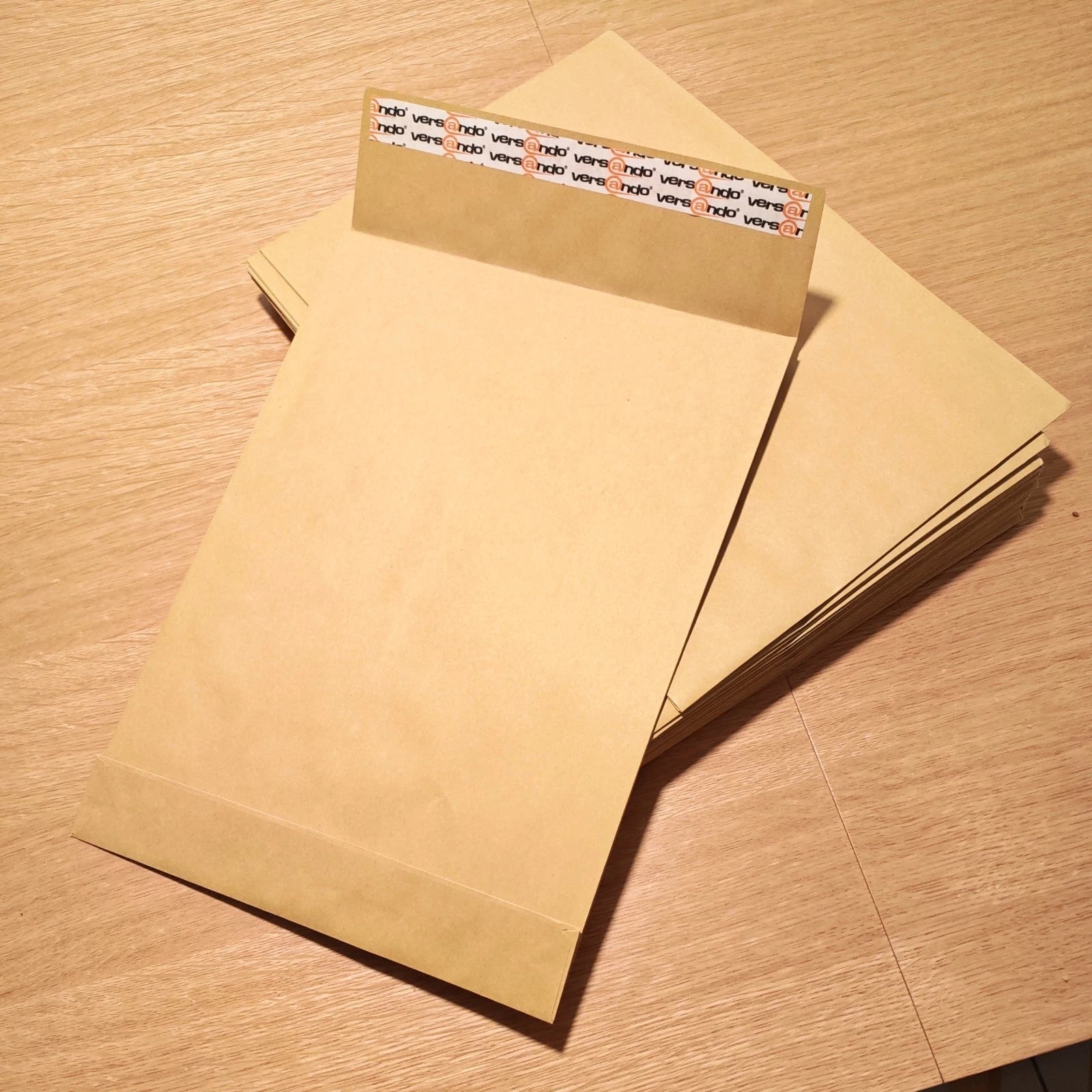 B4 Versandtaschen aus braunem Kraftpapier 250 x 353 mm